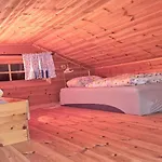 Trivelig I Senja. Vakantiehuis *